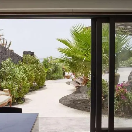 Vakantiehuis Sleeps 2 Pool Wifi Famara